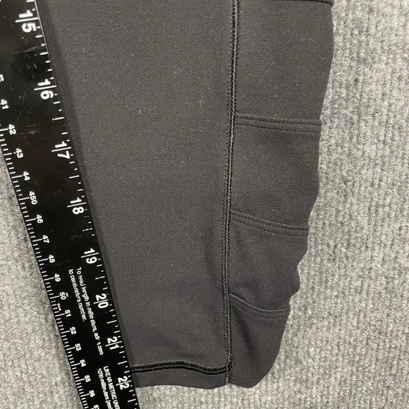 Athleta Salutation Stash Pocket II Cinch 7/8 Black Leggings Womens XS Activewear - Picture 11 of 12